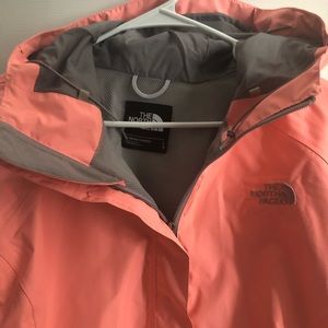 Women’s The North Face Rain Jacket